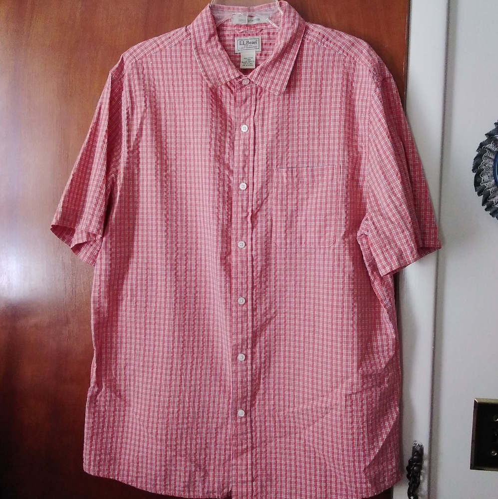L.L. Bean Button Down Short Sleeve Shirt si